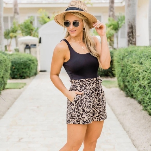 Pink Lily Pants - Animal print paper bag shorts